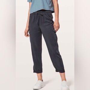 Lululemon Move Lightly Pant 25"  Tencel Pull-On Tie Waist   Cargo Pants Sz 4